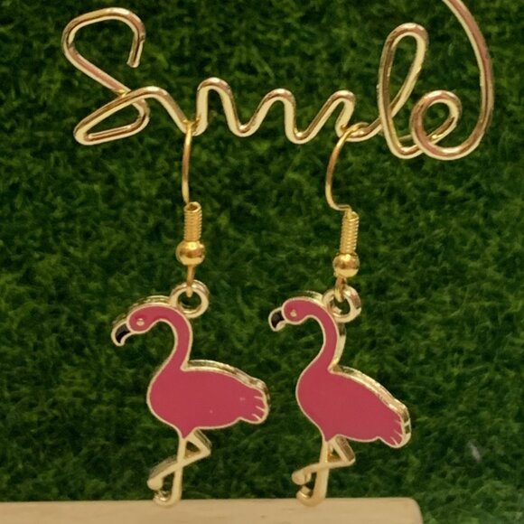 Flamingo Earring, Florida Earring, Gift Idea, Flamingo Jewelry, Silly Animals - Picture 3 of 9